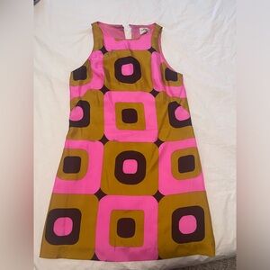 Retro / vintage Milly mini dress with pattern.